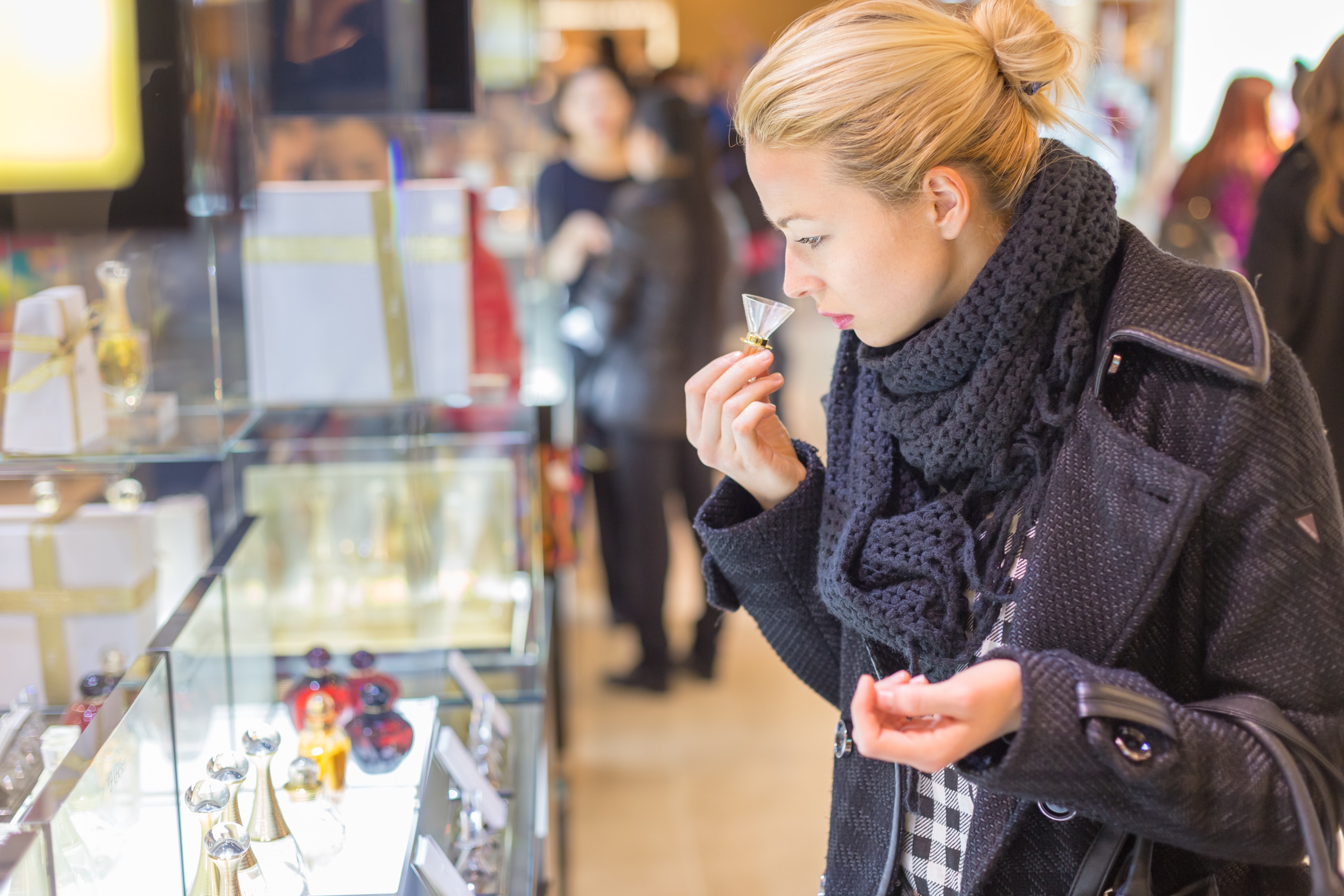 perfume kiosk design